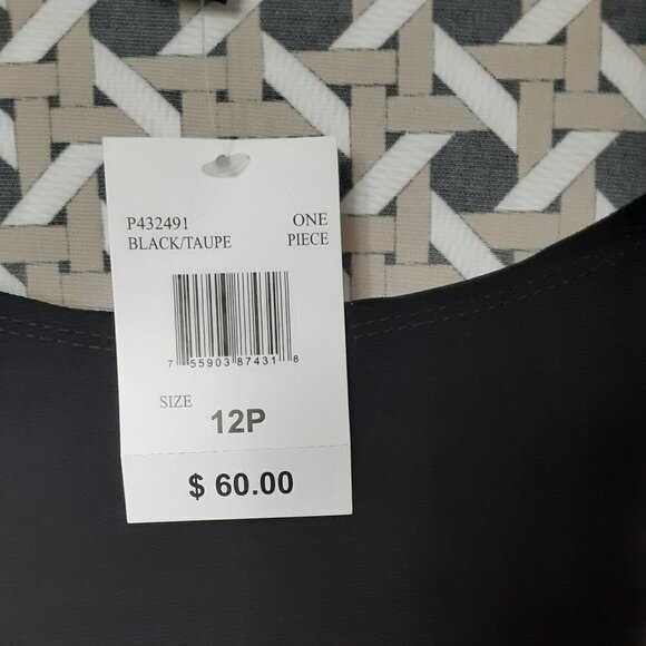 Perceptions Size 12 Petite Black w/Attached Black, Beige & White Jacket - Picture 3 of 4